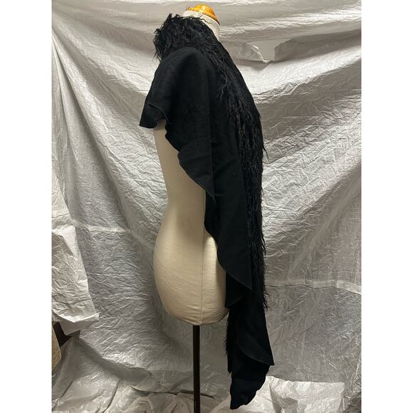 Black Furry Shawl, Half Fuzzy, Half Normal. about 100 inches, or 8 1/4 Feet Long - Picture 4 of 6